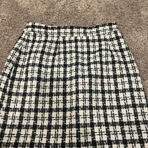 Skirt size M
